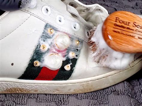 how to keep my gucci sneakers clean